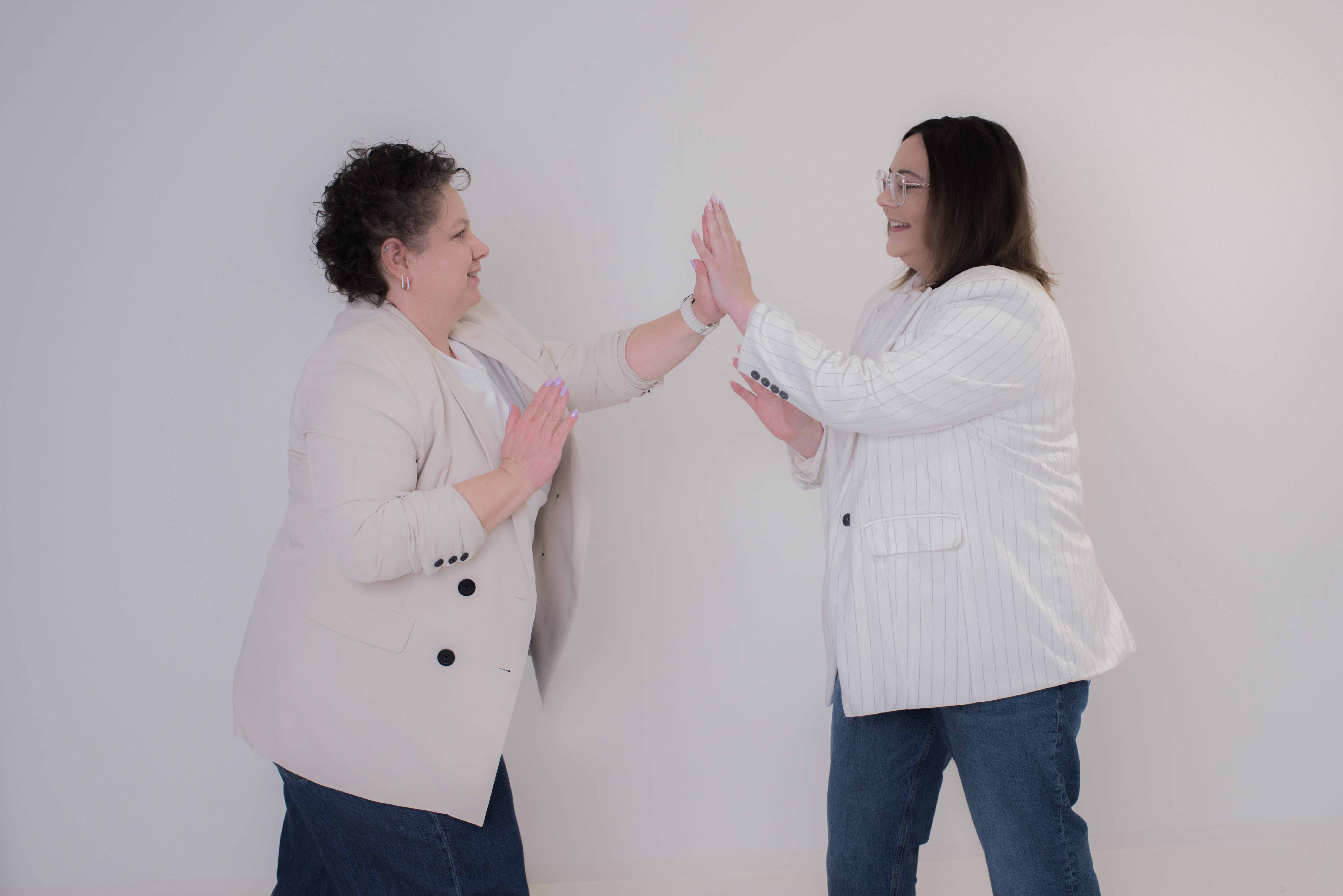 Patrycja i Natalie - Babki Po Swojemu przybijają piątkę - Cyfrowa Kawa